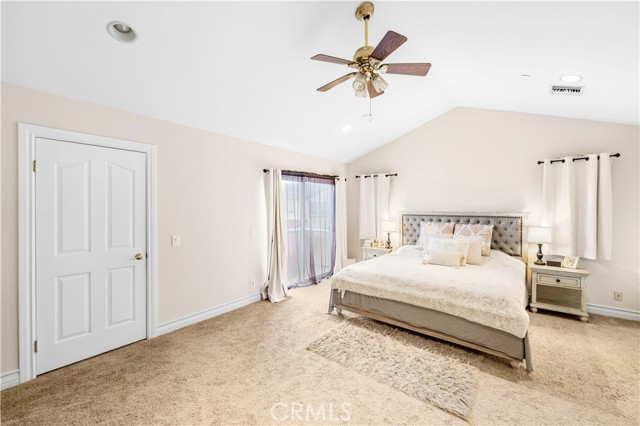 939 Via Camino, Wilmington CA: https://media.crmls.org/medias/c02ca2a3-8cc5-4801-94af-85a5b1706083.jpg