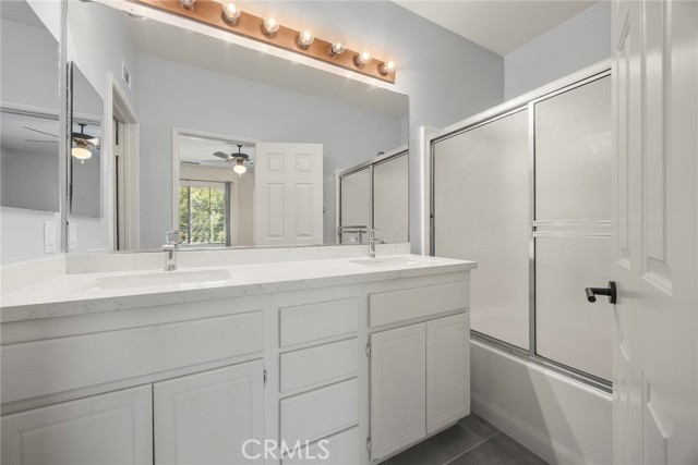 72 Salton, Irvine CA: https://media.crmls.org/medias/c02ccda7-8284-48fc-b103-43e95d4203dc.jpg