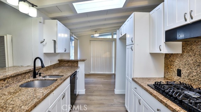 Detail Gallery Image 17 of 56 For 12161 Cunningham Ln, Garden Grove,  CA 92841 - 3 Beds | 2 Baths