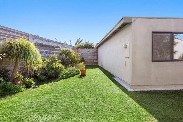 Detail Gallery Image 34 of 35 For 3318 Wyoming Cir, Costa Mesa,  CA 92626 - 3 Beds | 2 Baths