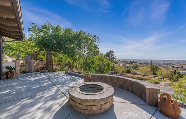 Detail Gallery Image 57 of 60 For 9075 Mesa Vista St, Apple Valley,  CA 92308 - 3 Beds | 4 Baths