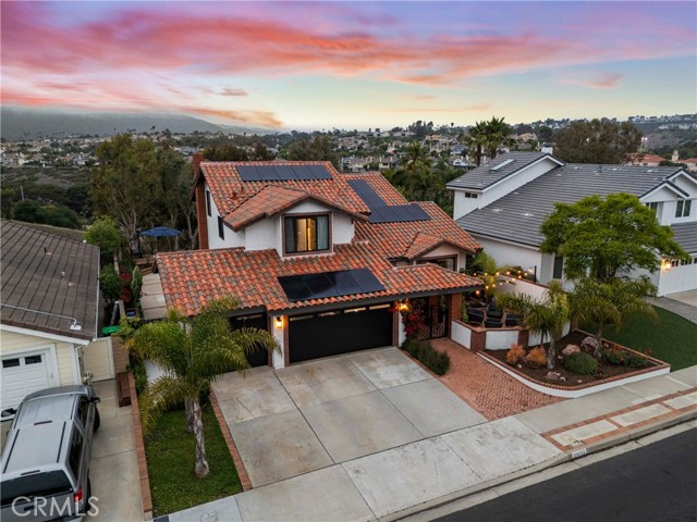 24301 Philemon Drive, Dana Point CA: https://media.crmls.org/medias/c02e5af0-b4fb-4164-9fac-c19c5e875f5e.jpg