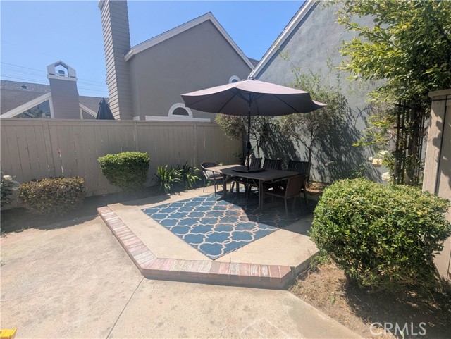 28262 Glenbrook, Mission Viejo CA: https://media.crmls.org/medias/c02ff5ad-c7d2-4e70-948f-2d700119552d.jpg
