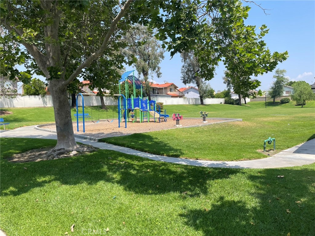 https://media.crmls.org/medias/c02ffed6-3058-4bf4-b4b2-42b0989dd040.jpg?preset=X-Large