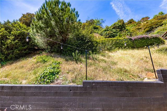 Detail Gallery Image 43 of 71 For 2321 Coldwater Canyon Dr, Beverly Hills,  CA 90210 - 3 Beds | 2 Baths