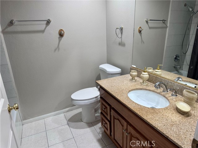 Detail Gallery Image 12 of 26 For 11841 Laughton Way, Porter Ranch,  CA 91326 - 4 Beds | 2 Baths