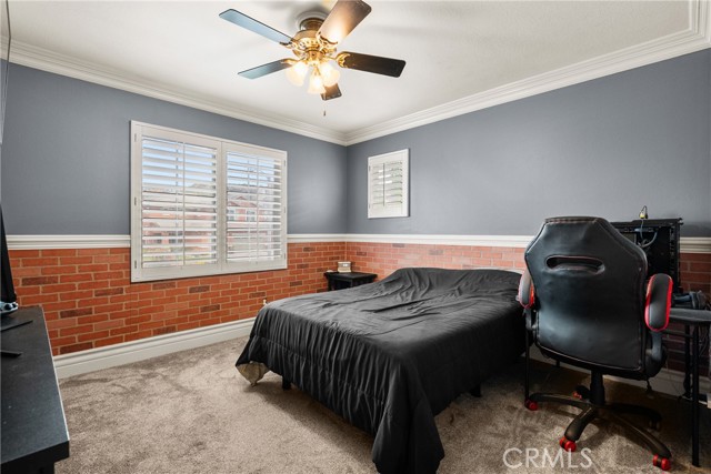 30463 Vineyard Lane, Castaic CA: https://media.crmls.org/medias/c0309c16-9a2a-4584-8f32-db1cc8499da8.jpg