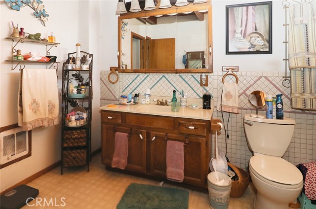 Detail Gallery Image 15 of 32 For 15793 35th, Clearlake,  CA 95422 - 2 Beds | 2 Baths