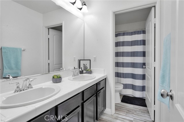 Detail Gallery Image 28 of 49 For 13458 Snowdrop Ct, Victorville,  CA 92394 - 5 Beds | 3 Baths