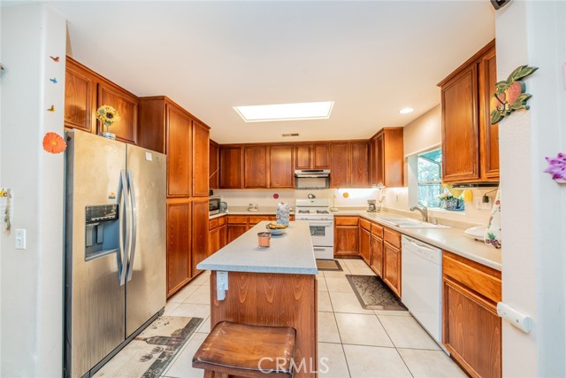 Detail Gallery Image 20 of 60 For 838 Classic Ave, Beaumont,  CA 92223 - 4 Beds | 3 Baths