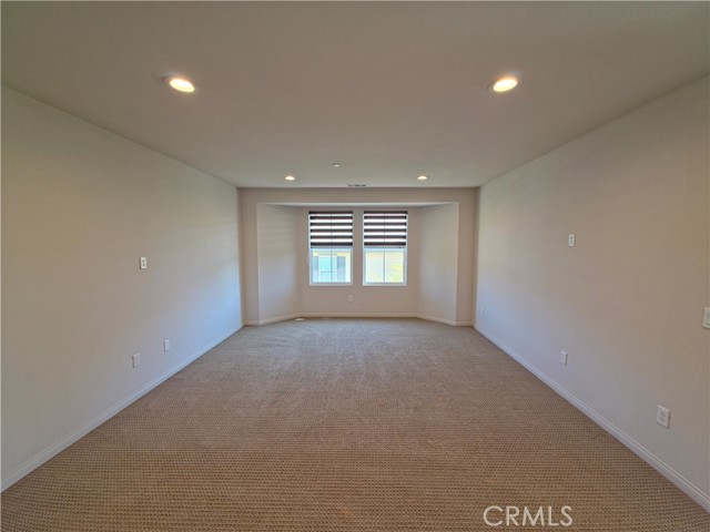 Detail Gallery Image 20 of 25 For 459 White Bark Ln, Simi Valley,  CA 93065 - 5 Beds | 4 Baths