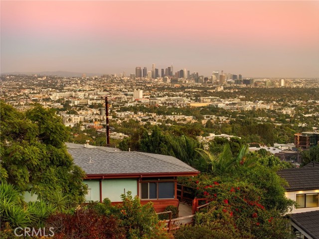 Detail Gallery Image 44 of 44 For 1690 N Crescent Heights, Los Angeles,  CA 90069 - 3 Beds | 4 Baths