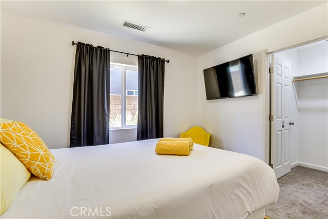 Detail Gallery Image 16 of 21 For 66560 Ocotillo, Desert Hot Springs,  CA 92240 - 4 Beds | 2 Baths