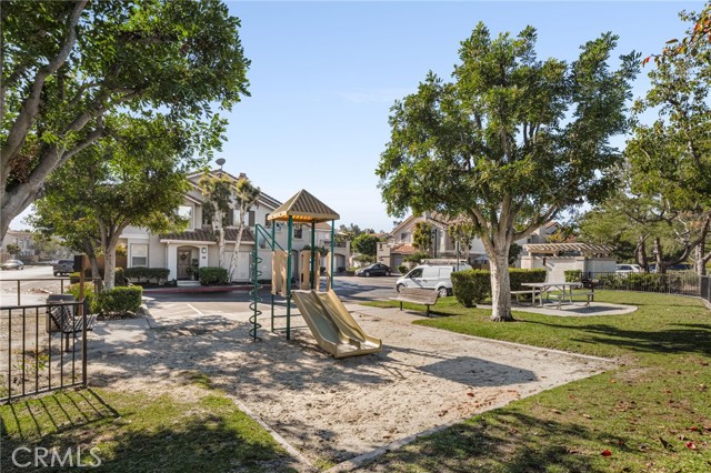 Detail Gallery Image 28 of 43 For 263 California Ct, Mission Viejo,  CA 92692 - 2 Beds | 2 Baths