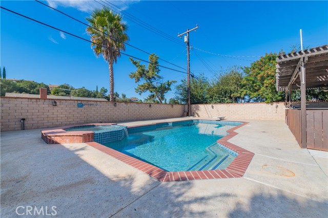 Detail Gallery Image 29 of 31 For 423 Canoe Cove, Diamond Bar,  CA 91765 - 4 Beds | 2/1 Baths