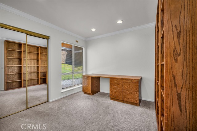 335 Sprucewood Avenue, Oak Park CA: https://media.crmls.org/medias/c03505e6-d044-478a-b7e2-9621cc6c0858.jpg