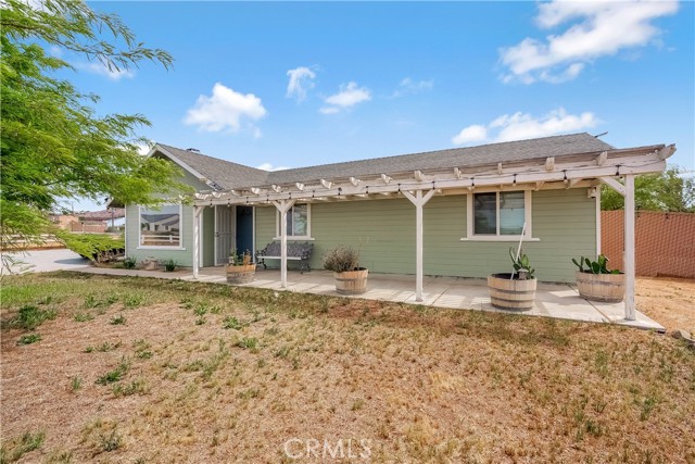 Detail Gallery Image 5 of 36 For 17133 Mesquite Rd, Apple Valley,  CA 92307 - 3 Beds | 2 Baths