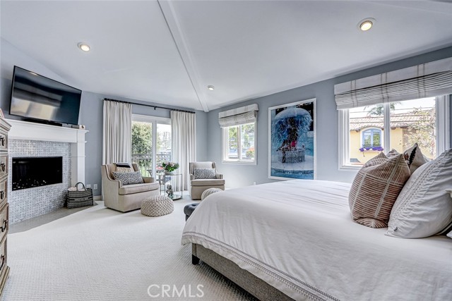 Detail Gallery Image 24 of 40 For 669 25th St, Manhattan Beach,  CA 90266 - 4 Beds | 4 Baths