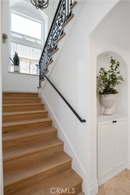 561 33rd Street, Manhattan Beach, California 90266, 5 Bedrooms Bedrooms, ,5 BathroomsBathrooms,Residential,Sold,33rd,SB21226238