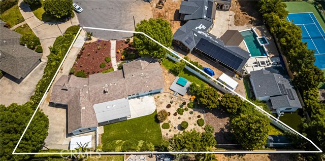 Detail Gallery Image 61 of 67 For 1832 Windsor Ln, Santa Ana,  CA 92705 - 4 Beds | 2/1 Baths