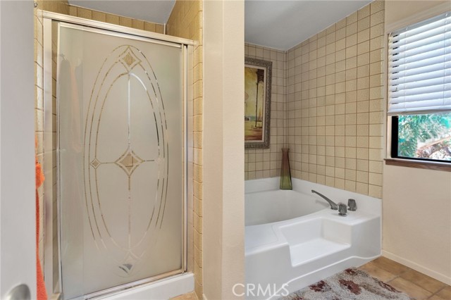 6375 Arrowhead Lake Road, Hesperia CA: https://media.crmls.org/medias/c0369338-342b-4e16-be73-5024c1f42043.jpg