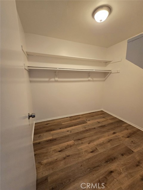 Detail Gallery Image 5 of 7 For 2524 N Bourbon St, Orange,  CA 92865 - 2 Beds | 1 Baths
