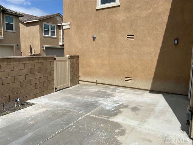 5072 S Heritage Paseo, Ontario CA: https://media.crmls.org/medias/c036c98f-8c20-40e6-9ab3-9e2b381a881a.jpg