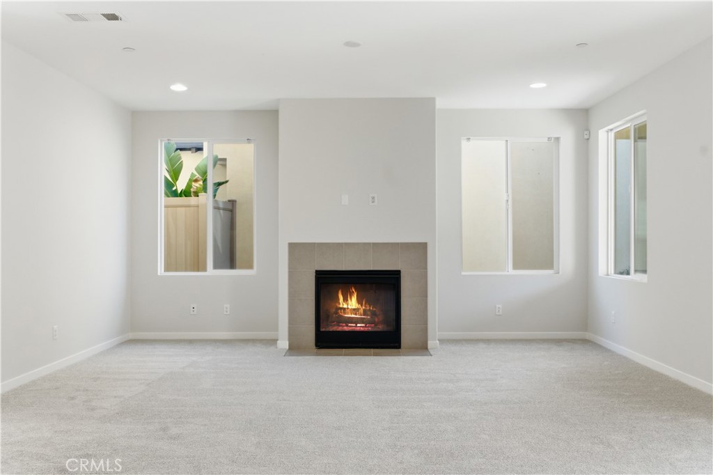 MLS #OC25234656 image #9