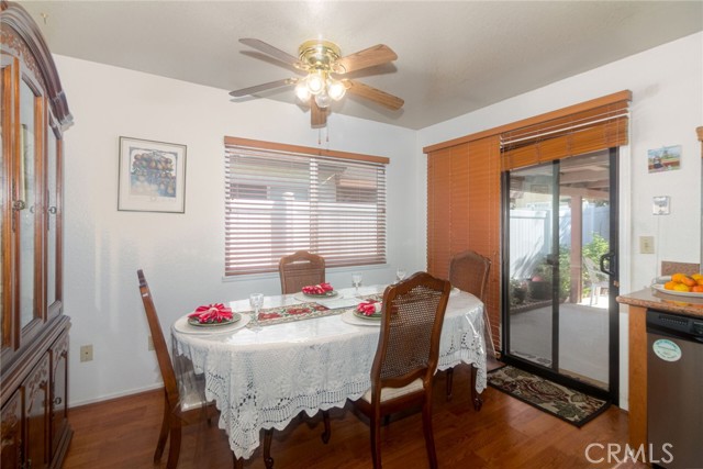 Detail Gallery Image 10 of 25 For 2074 Valleywood St, Colton,  CA 92324 - 3 Beds | 2 Baths