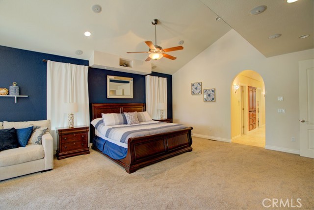 32557 Pine Cone Ct A&B, Running Springs CA: https://media.crmls.org/medias/c038f285-341f-43b6-900b-51cc66491796.jpg