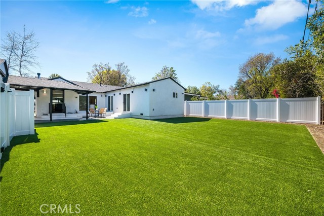 Detail Gallery Image 20 of 36 For 22919 Leonora Dr, Woodland Hills,  CA 91367 - 4 Beds | 2 Baths