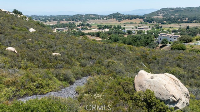 18380 Avenida Caleta, Murrieta CA: https://media.crmls.org/medias/c03a5451-3d4f-4092-b2b8-704e021a0e86.jpg