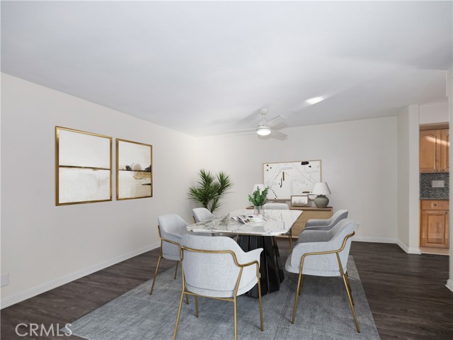 Detail Gallery Image 7 of 28 For 5411 Tyrone, Sherman Oaks,  CA 91401 - 3 Beds | 3 Baths