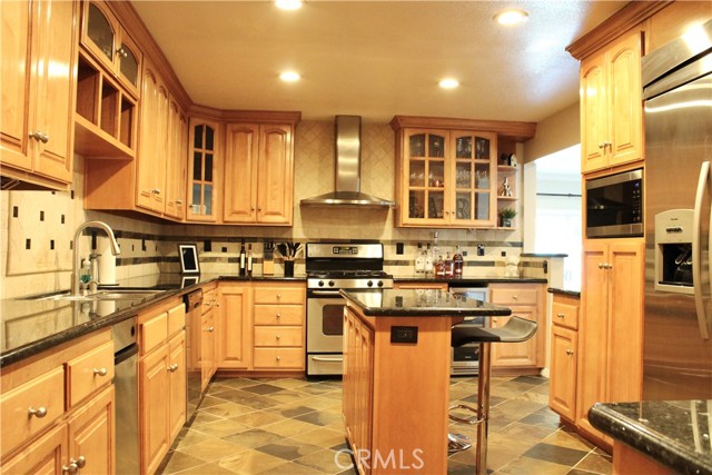 Detail Gallery Image 12 of 29 For 1532 S Dallas Dr, Anaheim,  CA 92804 - 3 Beds | 2/1 Baths