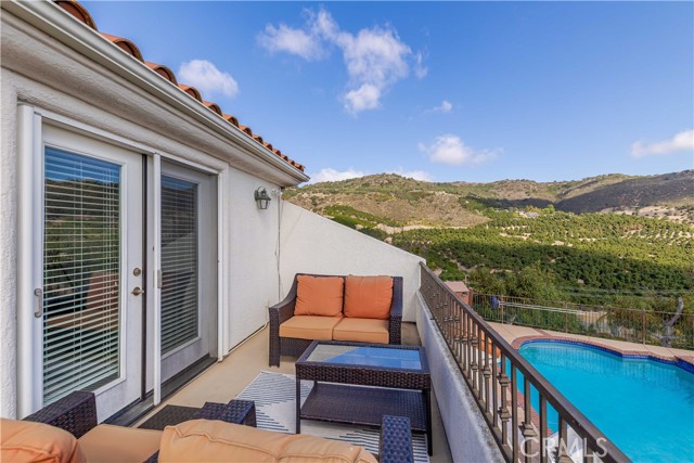 Detail Gallery Image 34 of 64 For 20491 Carancho Rd, Temecula,  CA 92590 - 4 Beds | 2/1 Baths