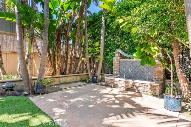 31719 Coast Highway, Laguna Beach CA: https://media.crmls.org/medias/c03d60ae-9005-4ffb-9a4e-f8df34761316.jpg
