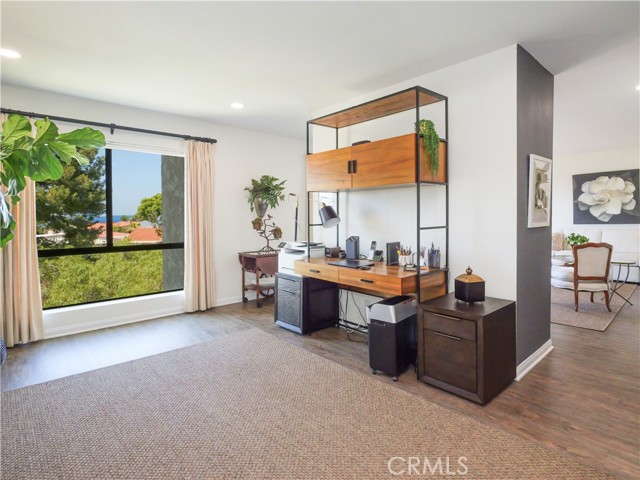 2201 Via Carrillo, Palos Verdes Estates, California 90274, 2 Bedrooms Bedrooms, ,2 BathroomsBathrooms,Residential,For Sale,Via Carrillo,SB26078806