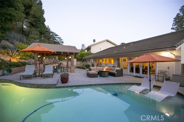 3033 Hopeton Road, La Crescenta CA: https://media.crmls.org/medias/c03ee197-4282-488e-a5c8-54332515ffb1.jpg