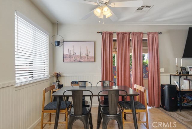 Detail Gallery Image 13 of 49 For 304 S Minnesota, Glendora,  CA 91741 - 5 Beds | 3/2 Baths