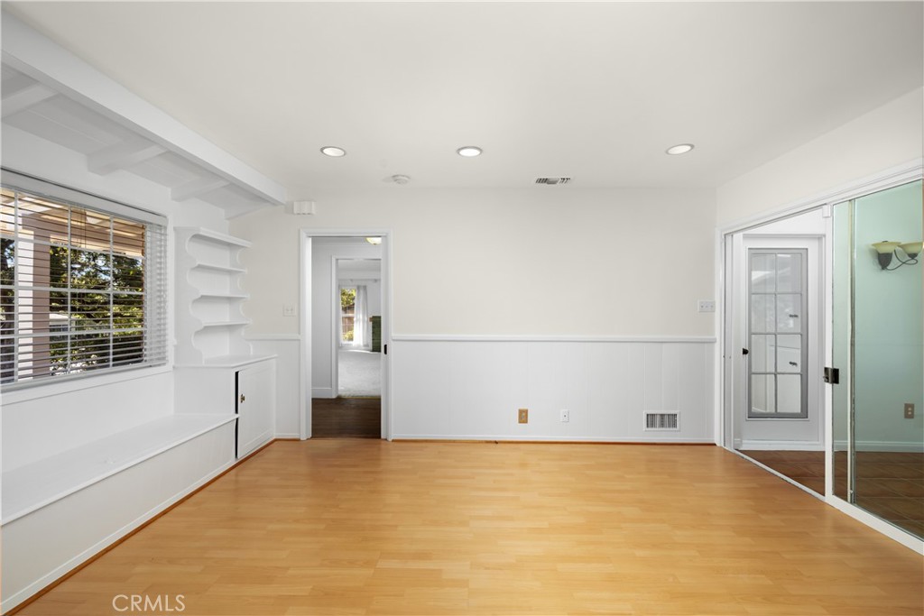 MLS #AR25243651 image #10