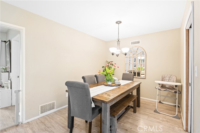 745 N Laurel Avenue, Upland CA: https://media.crmls.org/medias/c03fda81-7f0b-42ad-9665-d15ad8a81842.jpg