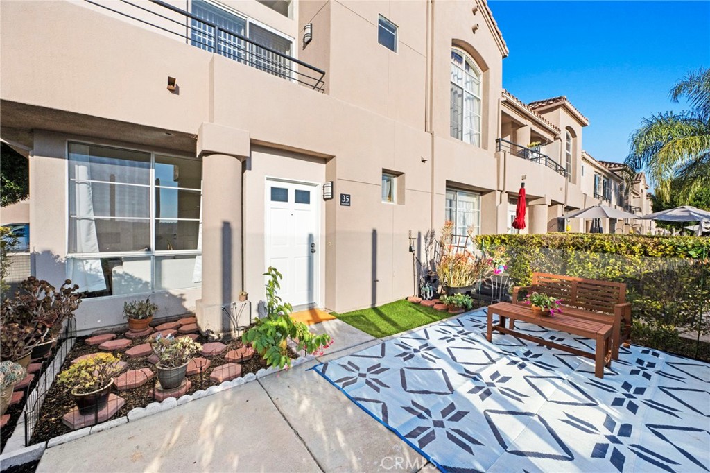 C03ff13d 015c 42d7 9324 4038efb817b0