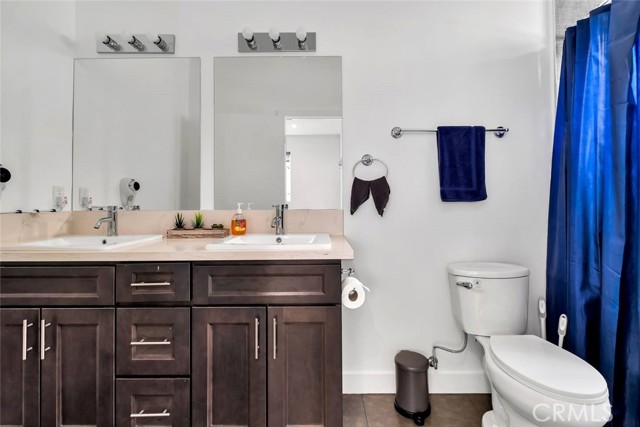 Detail Gallery Image 31 of 36 For 1344 N Kenmore, Los Angeles,  CA 90027 - 3 Beds | 3/1 Baths