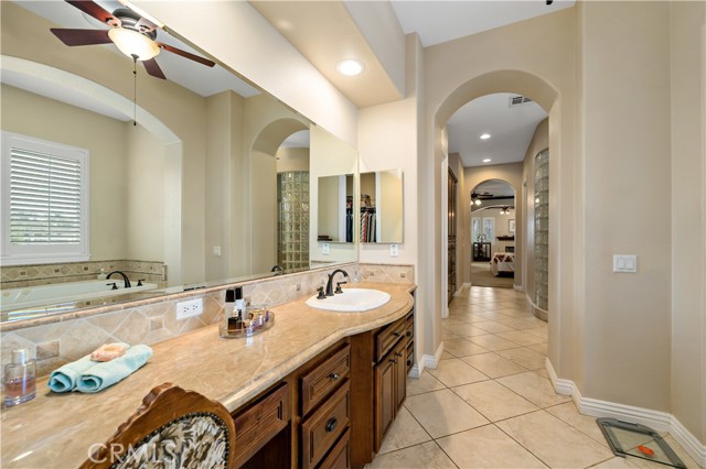 Detail Gallery Image 31 of 48 For 39415 Calle Anita, Temecula,  CA 92592 - 4 Beds | 4/1 Baths