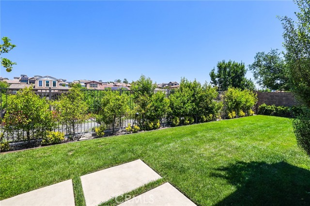 24 Granja Court, Rancho Mission Viejo CA: https://media.crmls.org/medias/c042da1e-df6d-4b58-870d-3120a0b5541f.jpg