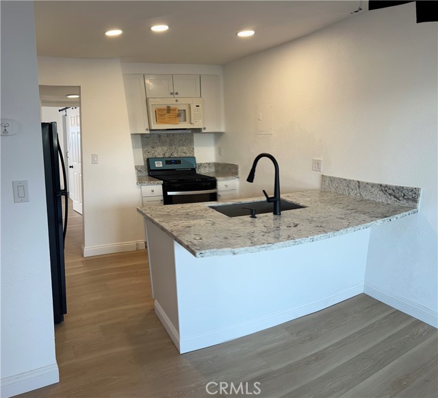 Front Image Thumbnail for CRIV26038070