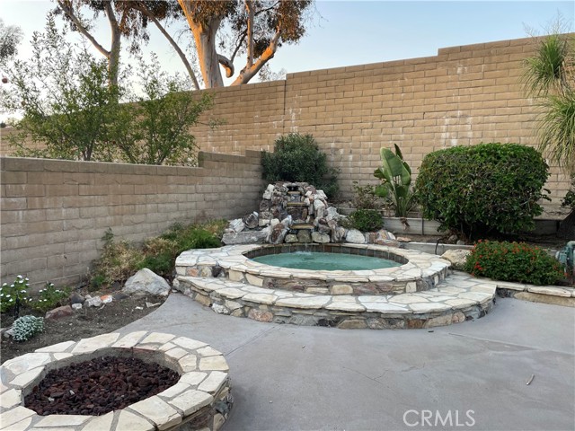 Detail Gallery Image 13 of 20 For 2059 Seaview Dr, Fullerton,  CA 92833 - 4 Beds | 2 Baths