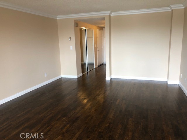 1110 W 10th Street, San Pedro CA: https://media.crmls.org/medias/c04531f7-f6c9-4544-a881-9e9b7da960ce.jpg