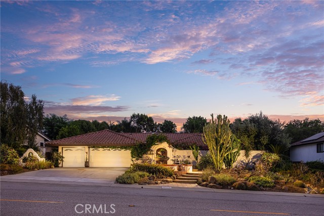 Detail Gallery Image 1 of 1 For 25352 Mustang Dr, Laguna Hills,  CA 92653 - 4 Beds | 2/1 Baths