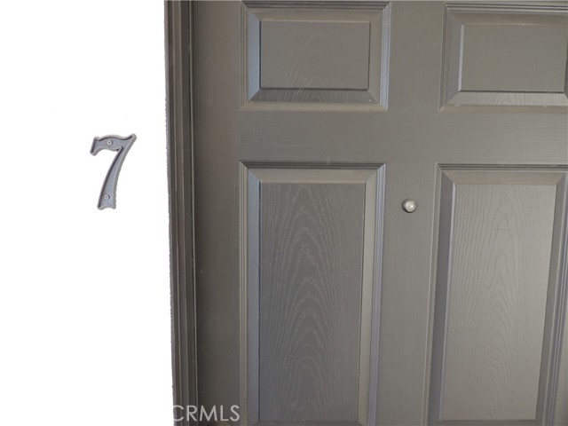 Detail Gallery Image 4 of 15 For 22735 Del Valle St #7,  Woodland Hills,  CA 91364 - 2 Beds | 1 Baths